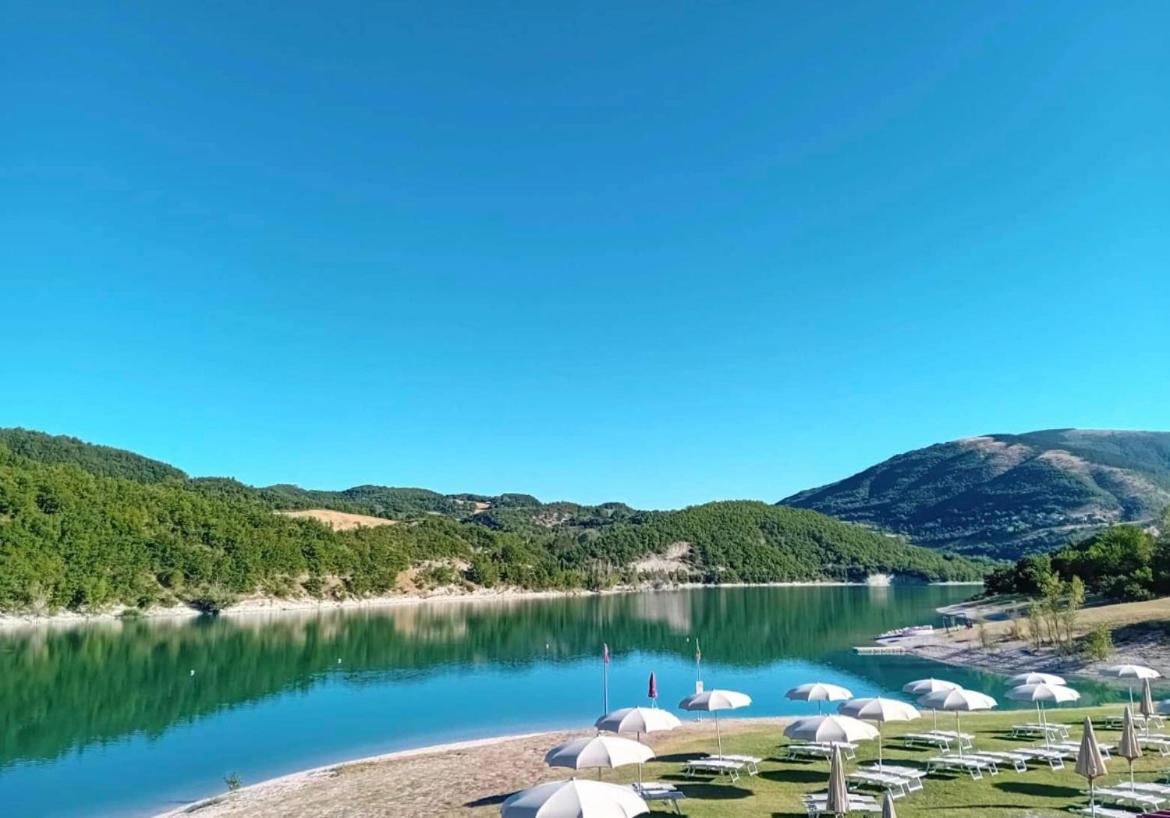 Locanda Della Pieve Pievebovigliana ภายนอก รูปภาพ