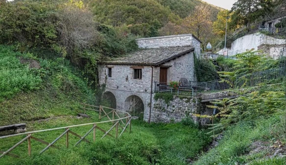 Locanda Della Pieve Pievebovigliana ภายนอก รูปภาพ